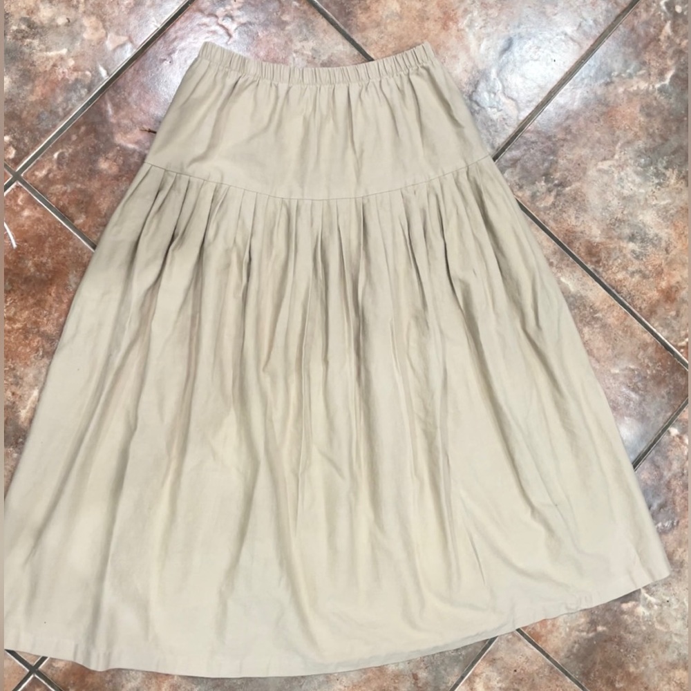 Khaki maxi pleated vintage skirt